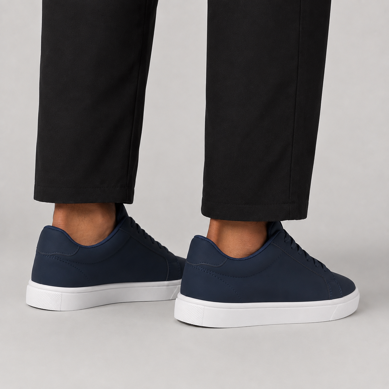 Kişi üçün tünd göy ağ altlıqlı gündəlik sneaker ayaqqabı