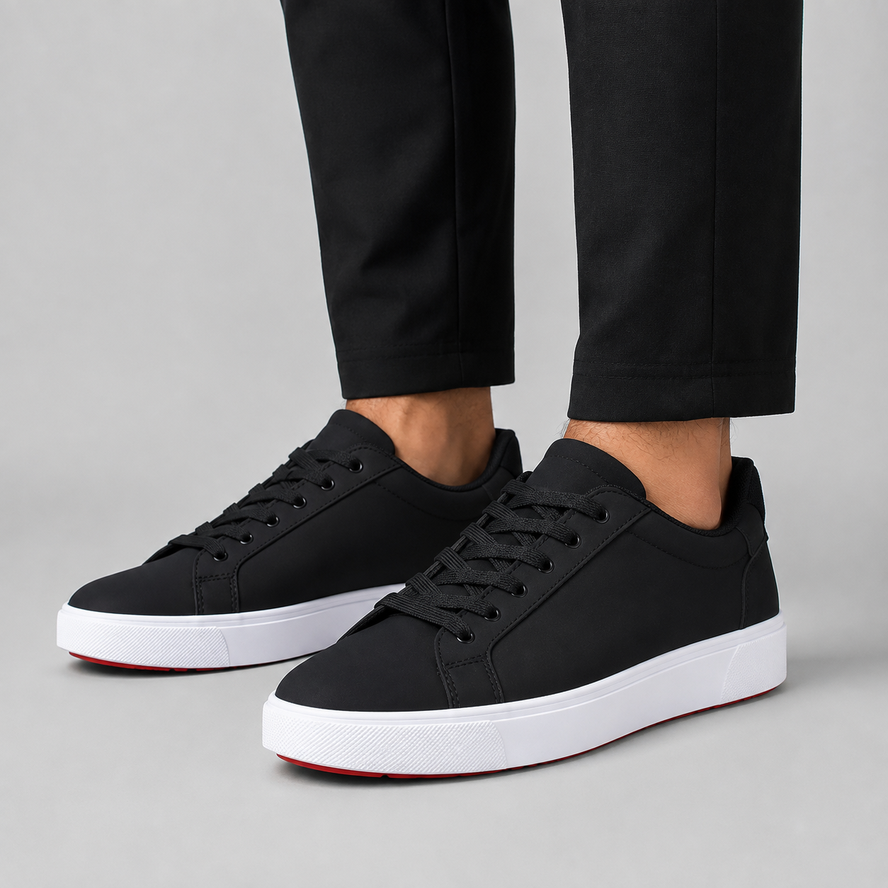 Kişi üçün qara ağ altlıqlı gündəlik sneaker ayaqqabı