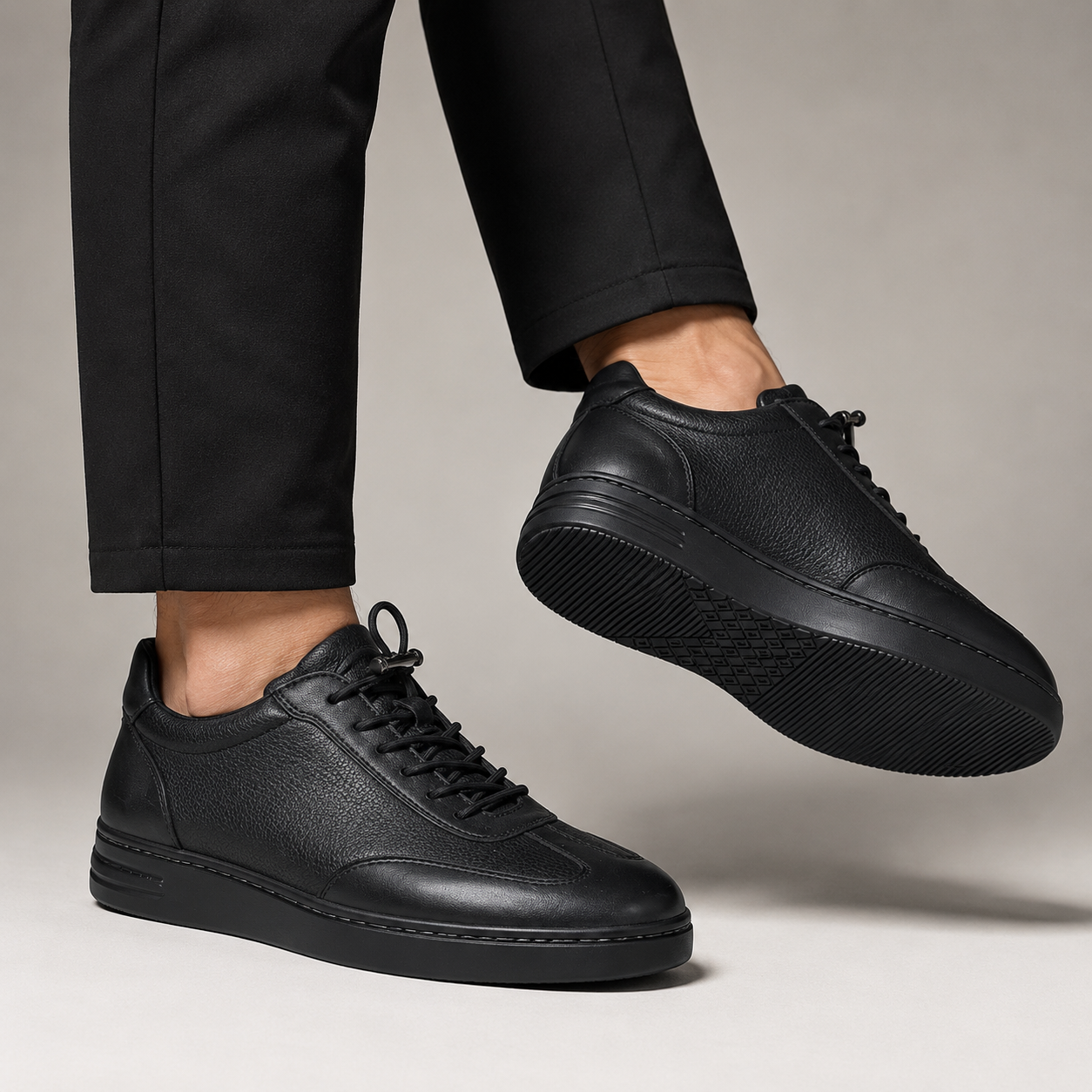 Kişi üçün qara dəri bağcıqlı gündəlik sneaker
