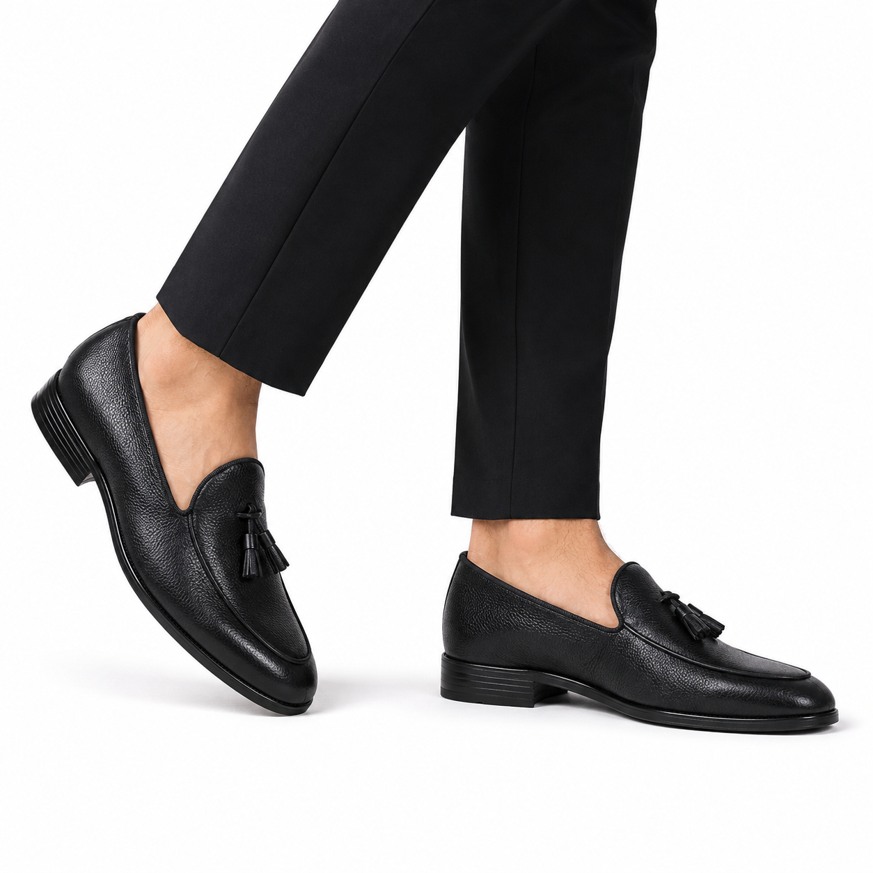 Kişi üçün Qara Dəri Loafer – Saçaq Detallı Klassik Model